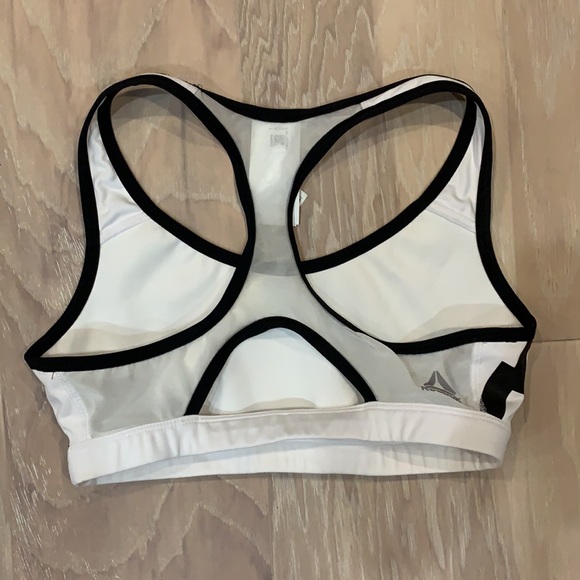 Reebok low support sports bra - Size Medium - Picture 4 of 7
